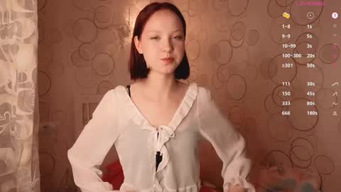 Snapshot of maisiemiller chatting on October 21, 7:03 pm Maisie online show from October 21, 7:03 pm