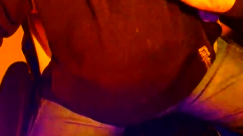 Snapshot of maitai42 chatting on June 7, 1:21 am Maitai42 online show from June 7, 1:21 am