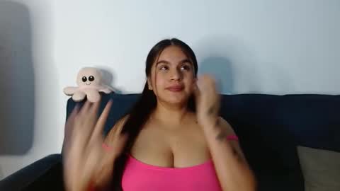 Snapshot of maite_saens1 chatting on April 17, 2:36 am maite online show from April 17, 2:36 am