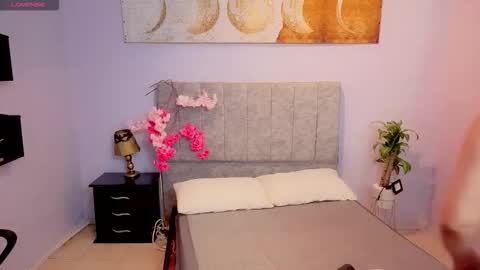 Snapshot of maite_stone1 chatting on November 2, 3:20 am MAITE STONE1 online show from November 2, 3:20 am