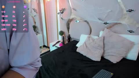 maiyajoness online show from October 21, 4:13 am