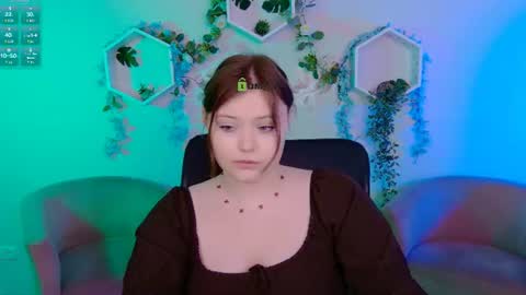 Snapshot of maja_beautiful chatting on June 22, 6:49 pm your dream online show from June 22, 6:49 pm