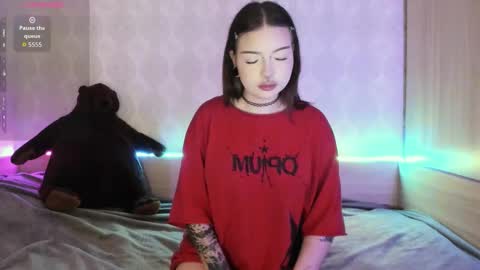 Snapshot of majestic_eva chatting on March 25, 3:40 pm majestic_eva online show from March 25, 3:40 pm