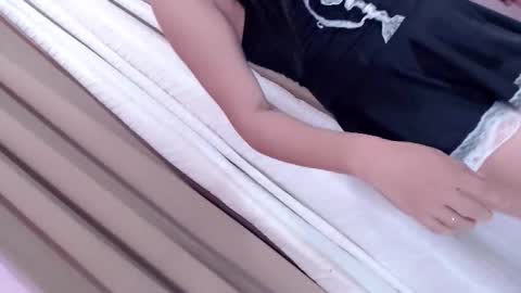 Snapshot of majesticcock_kyla chatting on October 17, 9:23 am majesticcock_kyla online show from October 17, 9:23 am