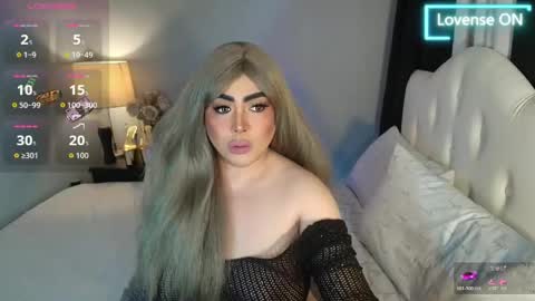 majestydannaxx online show from April 24, 3:53 am