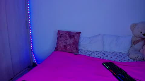 Snapshot of majo_gallego chatting on February 8, 10:29 pm majito online show from February 8, 10:29 pm