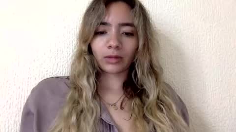 majo_gomezz online show from March 22, 5:55 am