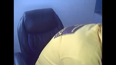 Snapshot of majorgunit chatting on March 10, 6:45 pm Chris online show from March 10, 6:45 pm