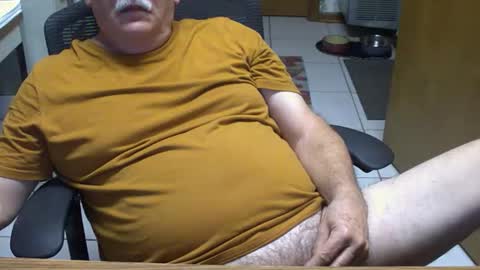 majormike34 online show from April 7, 3:07 am