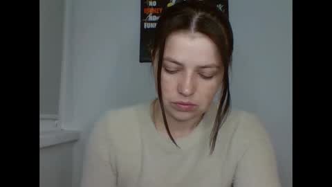 make_mesmile online show from April 19, 5:56 pm