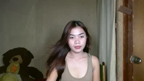 Snapshot of makeme_wettt chatting on February 25, 2:58 am makeme_wettt online show from February 25, 2:58 am