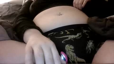 Snapshot of makemewatch chatting on November 17, 8:47 pm makemewatch online show from November 17, 8:47 pm