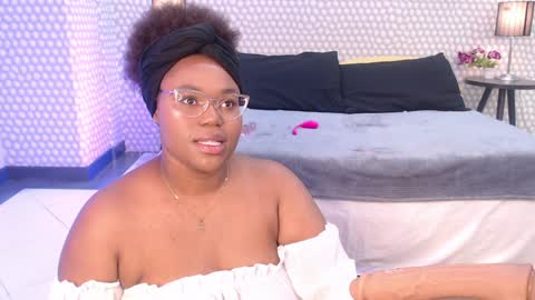 Snapshot of makena_gh chatting on January 9, 3:04 am makena online show from January 9, 3:04 am