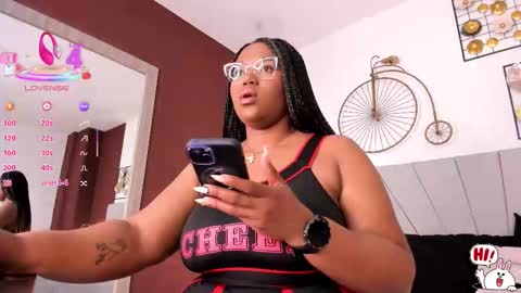 Snapshot of makena_gh chatting on September 14, 3:38 am makena online show from September 14, 3:38 am