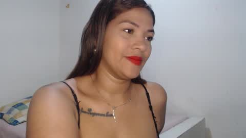 MAKENNAA online show from December 13, 9:24 am