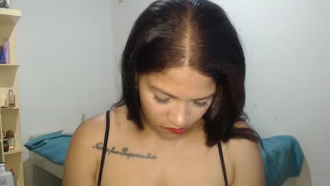 MAKENNAA online show from March 11, 9:34 am