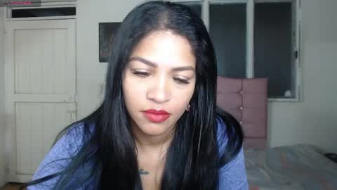 Snapshot of makennaa_1 chatting on April 28, 10:09 am MAKENNAA online show from April 28, 10:09 am