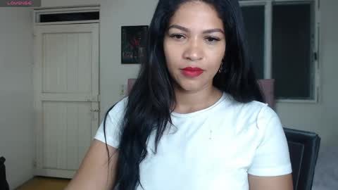 Snapshot of makennaa_1 chatting on May 7, 10:09 am MAKENNAA online show from May 7, 10:09 am