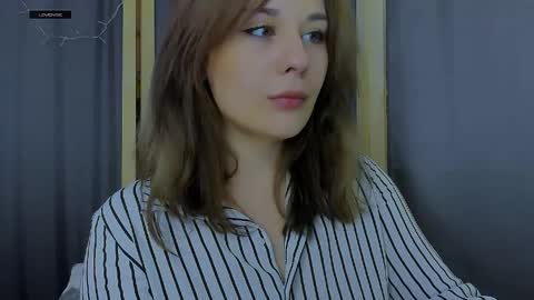 Kate online show from April 13, 5:24 am