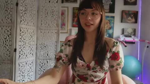 MakiyahBelle online show from June 9, 4:02 am