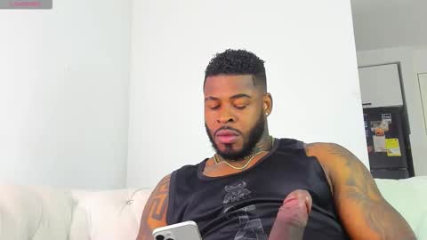 Makonnen online show from March 3, 5:19 pm