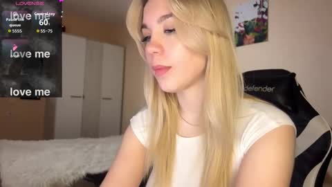 maksisisia online show from October 24, 10:06 pm