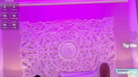   online show from April 19, 4:17 pm