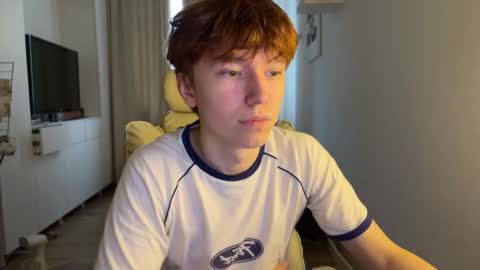 Snapshot of malcolm_yang chatting on November 7, 10:26 am Tom and Mark 3 online show from November 7, 10:26 am