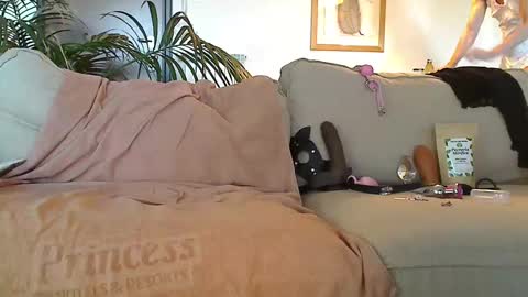 Snapshot of male_in_stockings chatting on December 28, 7:44 am Sissy in stockings online show from December 28, 7:44 am