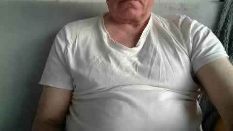 male_toy1 online show from April 24, 6:10 pm