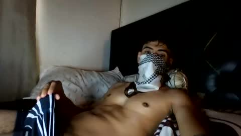 Snapshot of malekthick chatting on June 11, 1:31 pm malekthick online show from June 11, 1:31 pm