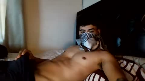 Snapshot of malekthick chatting on June 13, 2:15 pm malekthick online show from June 13, 2:15 pm