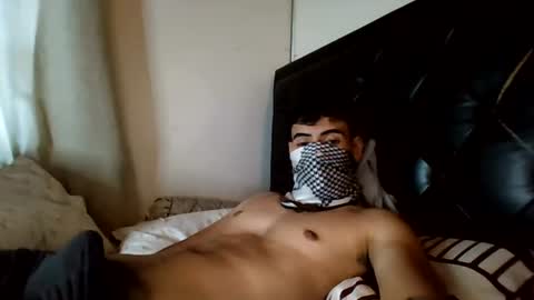 Snapshot of malekthick chatting on June 16, 7:49 pm malekthick online show from June 16, 7:49 pm