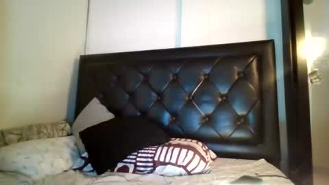 Snapshot of malekthick chatting on June 18, 8:35 pm malekthick online show from June 18, 8:35 pm