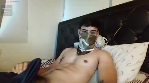 Snapshot of malekthick chatting on July 18, 1:59 pm malekthick online show from July 18, 1:59 pm