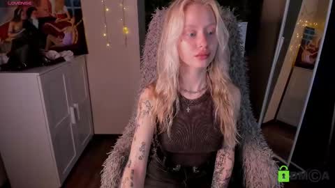 Malena online show from November 7, 10:37 am