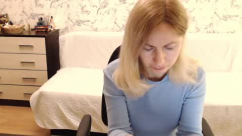 Snapshot of malenamila chatting on May 28, 6:54 am Malena online show from May 28, 6:54 am