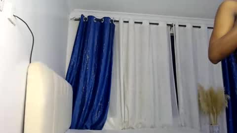 malia online show from April 20, 2:14 am