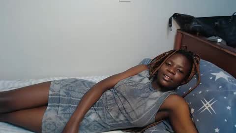 lati online show from November 28, 1:19 am