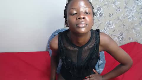 lati online show from December 18, 2:12 pm