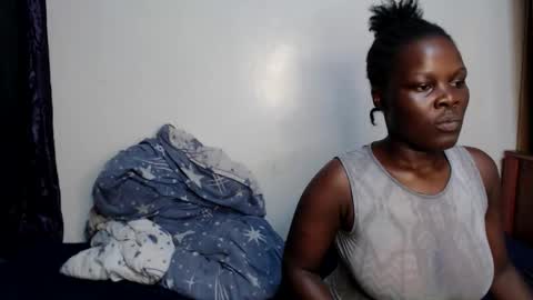 lati online show from April 19, 1:43 pm