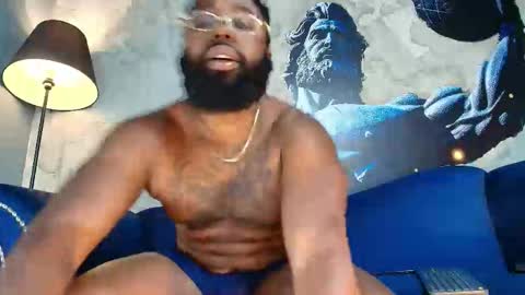 Snapshot of malik_arellano chatting on October 1, 2:23 pm The King Malik online show from October 1, 2:23 pm