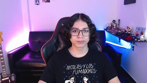 Snapshot of malik_harrison_ chatting on January 3, 2:40 pm Malik online show from January 3, 2:40 pm