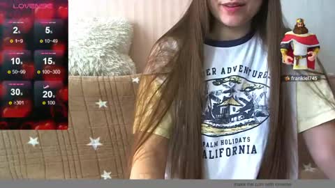 Snapshot of malinka_sweet19 chatting on May 7, 5:46 am malinka_sweet19 online show from May 7, 5:46 am