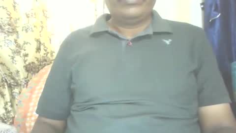 Snapshot of mallik63040 chatting on October 21, 4:13 am Sree0703 online show from October 21, 4:13 am