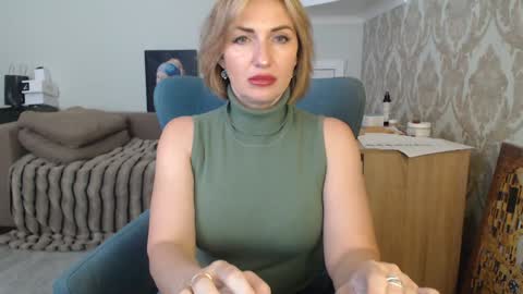 mallinia online show from March 28, 12:16 pm