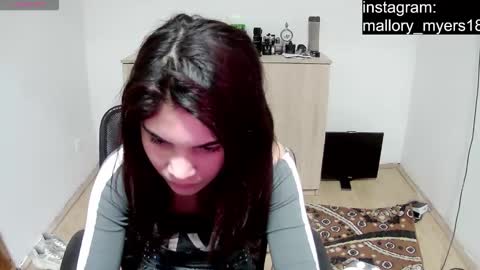 mallorymyers online show from December 4, 9:01 pm