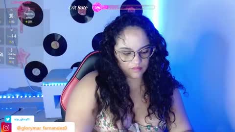 Snapshot of malorymorgantt chatting on February 17, 11:42 pm MI INSTAGRAM soy glory01 online show from February 17, 11:42 pm