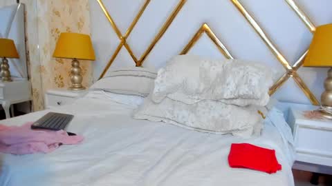 MalorySweet  online show from February 4, 3:15 pm