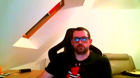 Snapshot of malou2927 chatting on January 4, 5:26 pm breton online show from January 4, 5:26 pm